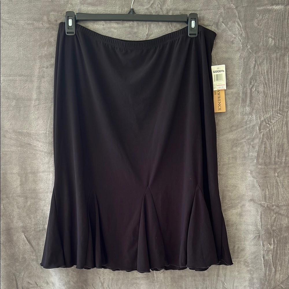 Susan Lawrence Black Trumpet Knee-Length Skirt